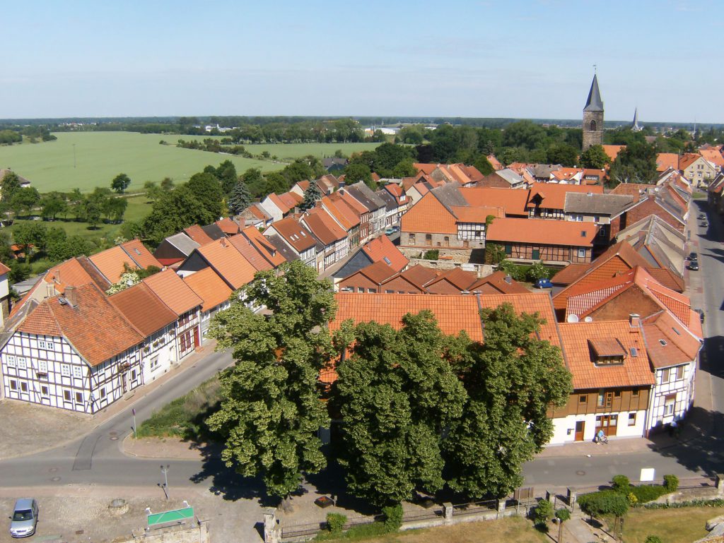 Blick über die Oebisfelder Altstadt mit der Katharinenkirche